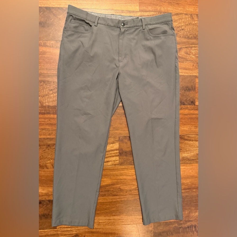 Greg Norman Collection Men's Charcoal Chinos
